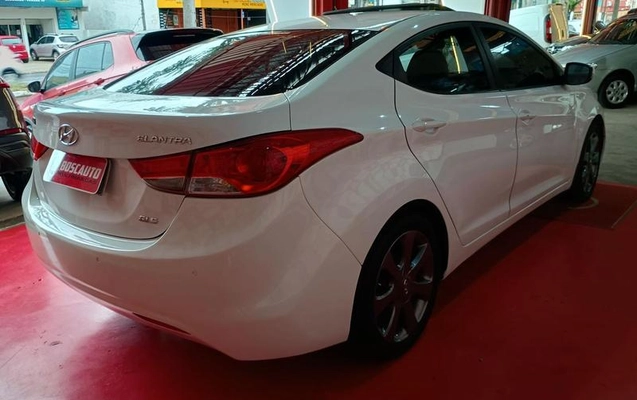 imagem-https://www.socarrao.com.br/sc-vehicle-images-prod/1012453/1776435152407-7902251_15_B_4f73daf4c4.jpeg