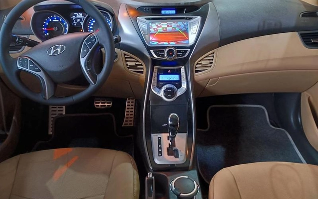 imagem-https://www.socarrao.com.br/sc-vehicle-images-prod/1012453/1776435152423-7902251_15_B_a58b5c54f1.jpeg