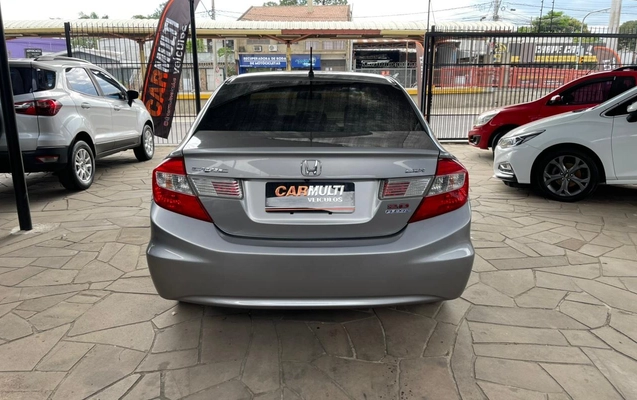 imagem-https://www.socarrao.com.br/sc-vehicle-images-prod/1012676/1776435778471-V2hhdHNBcHAgSW1hZ2UgMjAyNi0wNC0xNiBhdCAxNC4wMS4zMi5qcGVn.jpeg
