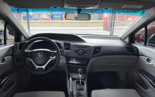 imagem-https://www.socarrao.com.br/sc-vehicle-images-prod/1012676/1776435778668-V2hhdHNBcHAgSW1hZ2UgMjAyNi0wNC0xNiBhdCAxNC4wMS4zMiAoMikuanBlZw.jpeg