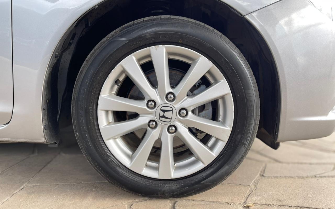 imagem-https://www.socarrao.com.br/sc-vehicle-images-prod/1012676/1776435778904-V2hhdHNBcHAgSW1hZ2UgMjAyNi0wNC0xNiBhdCAxNC4wMS4zMyAoMikuanBlZw.jpeg