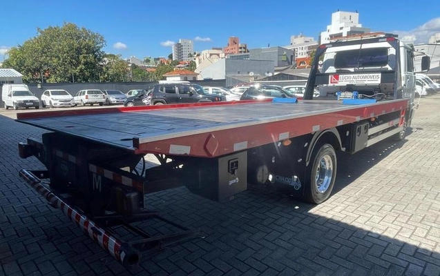 imagem-https://www.socarrao.com.br/sc-vehicle-images-prod/1012679/1776785636648-8002188_2_B_f72cb645cb.jpeg