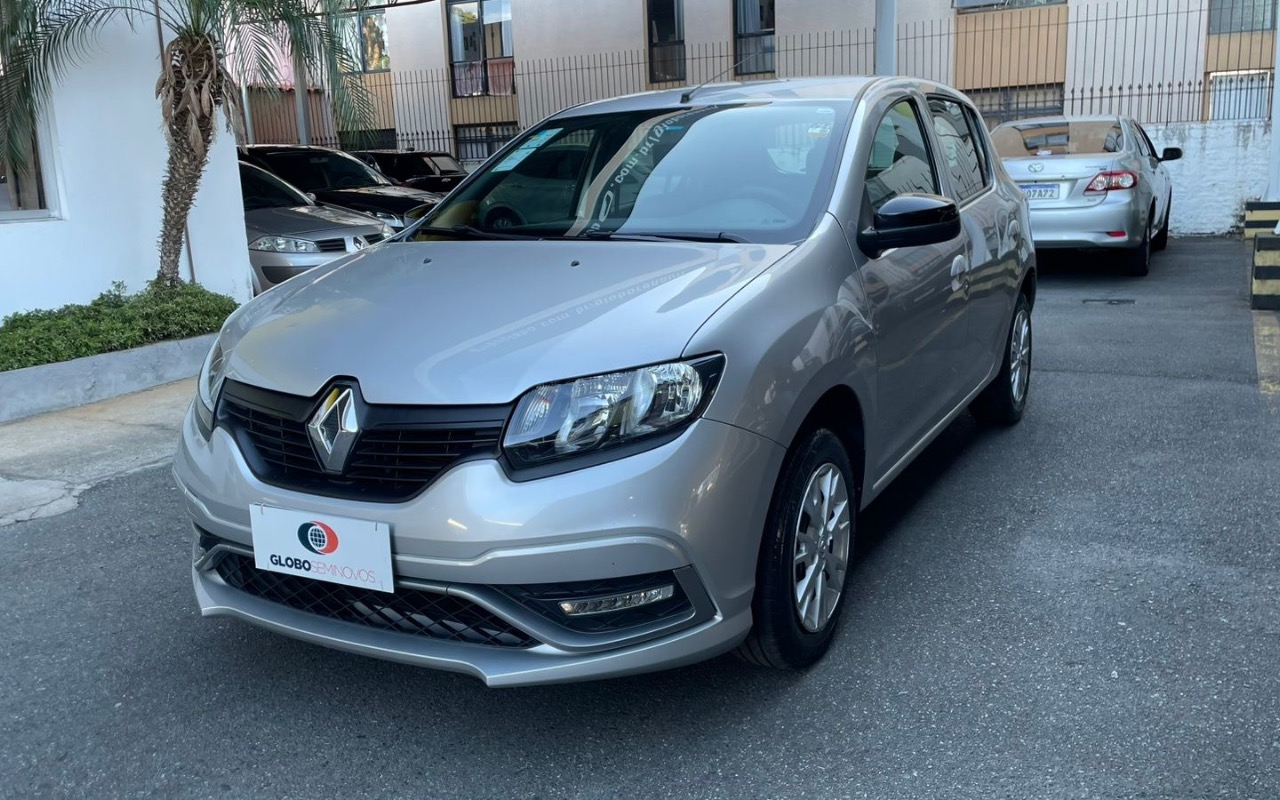 Renault Sandero S Edition Flex 1.0 12V 5p Mec. na cor Prata em Curitiba / PR - 1012994