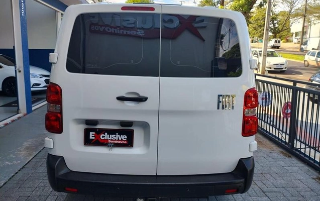 imagem-https://www.socarrao.com.br/sc-vehicle-images-prod/1013004/1777029952564-8002353_9_B_637b6bb564.jpeg