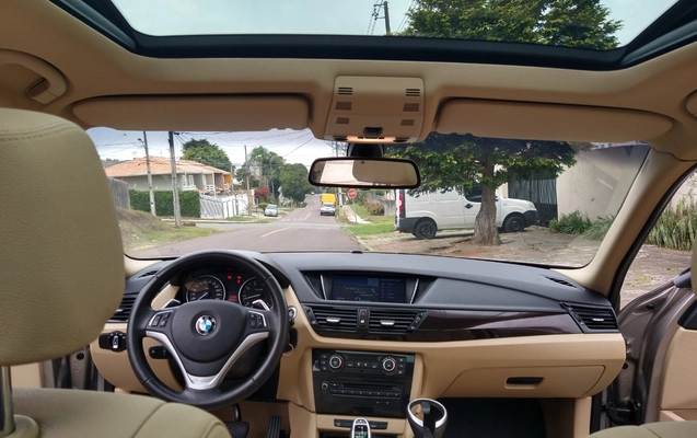 imagem-https://www.socarrao.com.br/sc-vehicle-images-prod/1013298/1776439128640-SU1HXzIwMjEwNjA2XzE1MDA1NzEyMF9IRFIuanBn.jpg