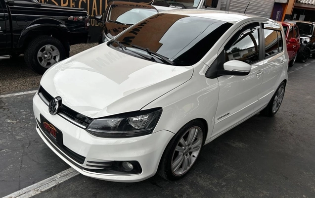 imagem-https://www.socarrao.com.br/sc-vehicle-images-prod/1013321/1789754920082-I1l63MVAQVTZvcI21XPQkfUgiNgZ336m.jpg