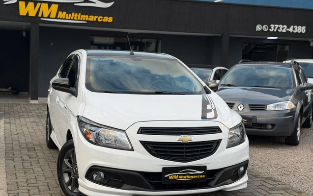 imagem-https://www.socarrao.com.br/sc-vehicle-images-prod/1013327/1776439925037-V2hhdHNBcHAgSW1hZ2UgMjAyNi0wNC0xNiBhdCAxNy4zNS41Mi5qcGVn.jpeg