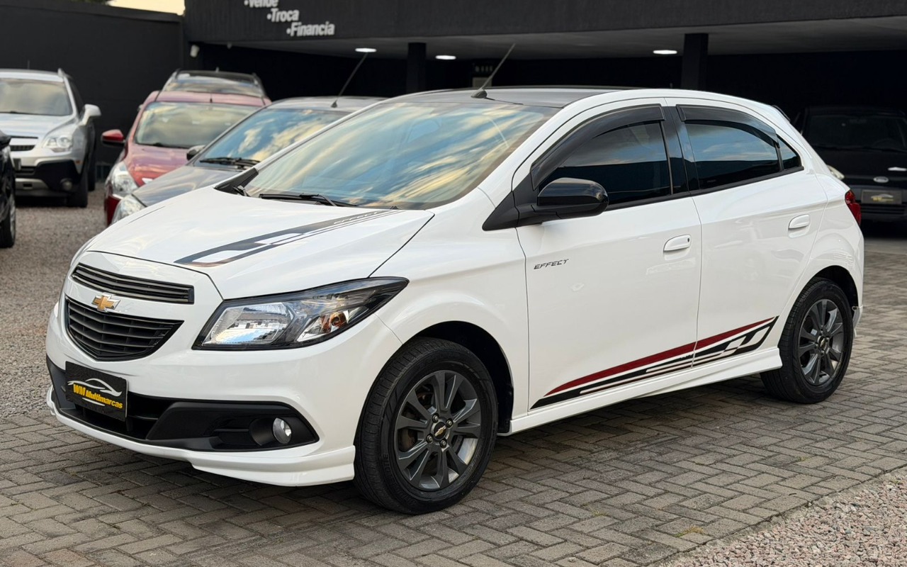Chevrolet Onix Hatch Effect 1.4 8V F.power 5P Mec. - foto 3