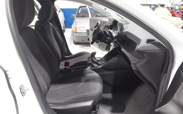 imagem-https://www.socarrao.com.br/sc-vehicle-images-prod/1013598/1789049119831-7999861_14_B_ae989a55be.jpeg