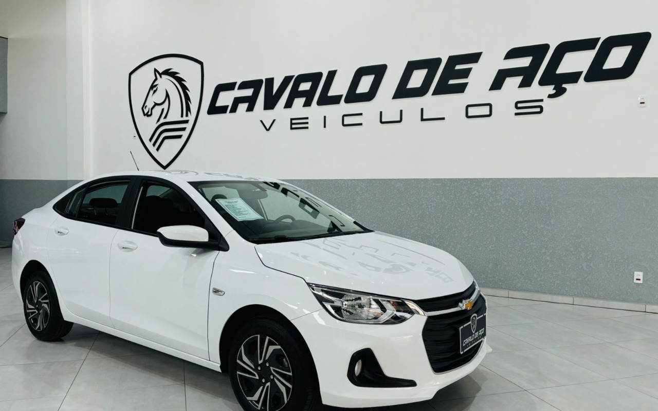 Chevrolet Onix SEDAN Plus LT 1.0 12V Flex 4p Mec. na cor Branco em Ponta Grossa / PR - 1013956