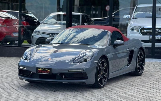imagem-https://www.socarrao.com.br/sc-vehicle-images-prod/1014023/1784210716982-7992944_16_B_2312252b04.jpeg