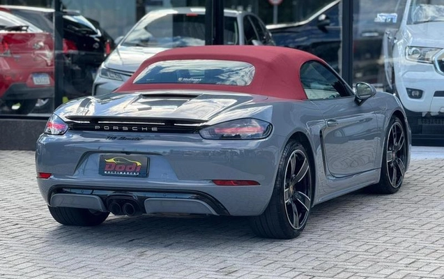 imagem-https://www.socarrao.com.br/sc-vehicle-images-prod/1014023/1784210716990-7992944_13_B_3ca9c414d1.jpeg
