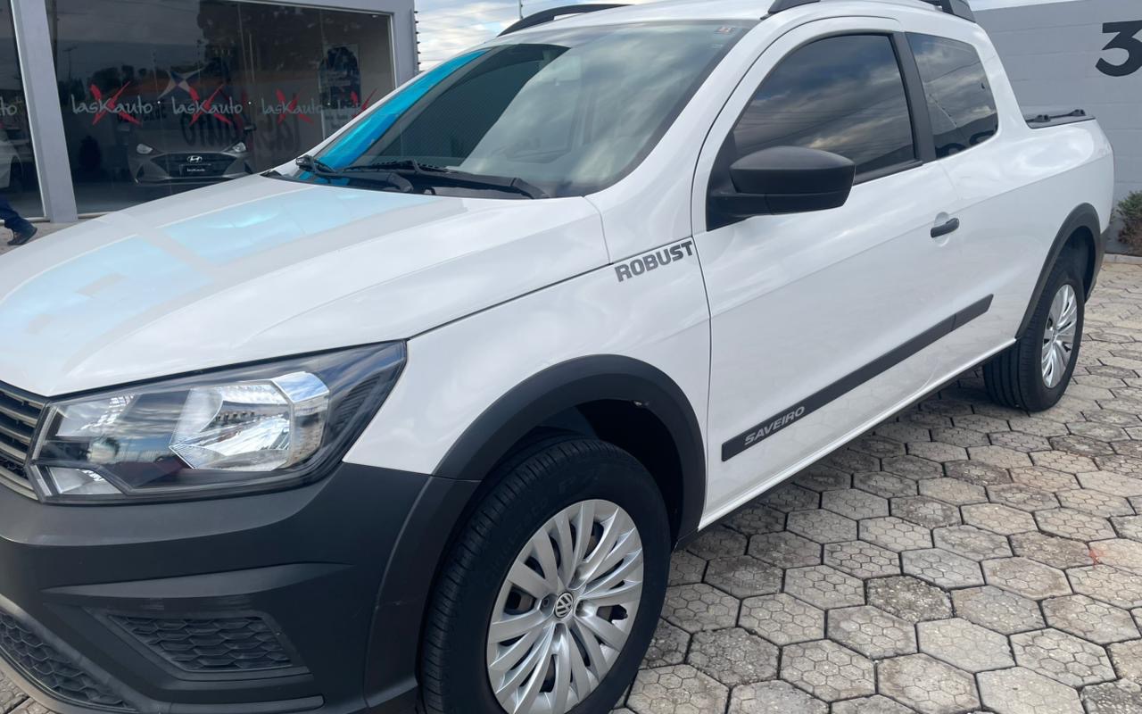 Volkswagen Saveiro Robust 1.6 Total Flex 8V CD na cor Branco em Contenda / PR - 1014042