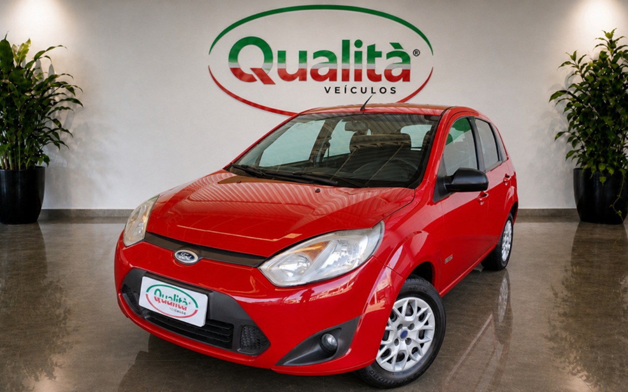Ford Fiesta 1.6 16V Flex Mec. 5p 2013 Vermelho — foto 1 de 3
