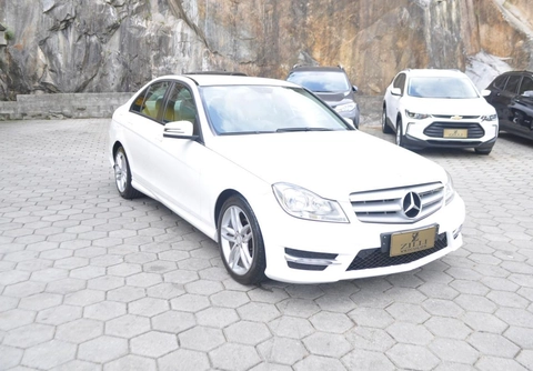 Mercedes-Benz C-180 2013 Branco — foto 1 de 3