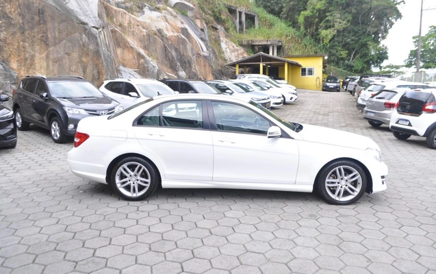 imagem-https://www.socarrao.com.br/sc-vehicle-images-prod/1014115/1780480716972-ae4e6bed90de4862a108d337bf3b802a_1776451158715.jpg