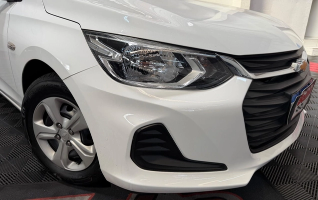 imagem-https://www.socarrao.com.br/sc-vehicle-images-prod/1014196/1776453119425-fde50f6bed4c4a7fbf777daa28c45146_1776453103378.jpg