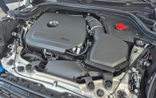 imagem-https://www.socarrao.com.br/sc-vehicle-images-prod/1014289/1787857037584-7992864_14_B_9ace07b915.jpeg