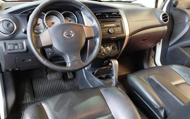 imagem-https://www.socarrao.com.br/sc-vehicle-images-prod/1014835/1788466742424-7988933_1_B_570f639108.jpeg