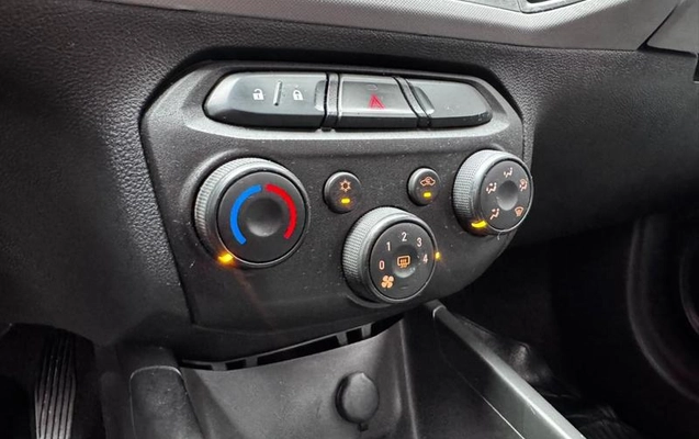 imagem-https://www.socarrao.com.br/sc-vehicle-images-prod/1015113/1786026784461-7929211_6_B_45dc604d62.jpeg