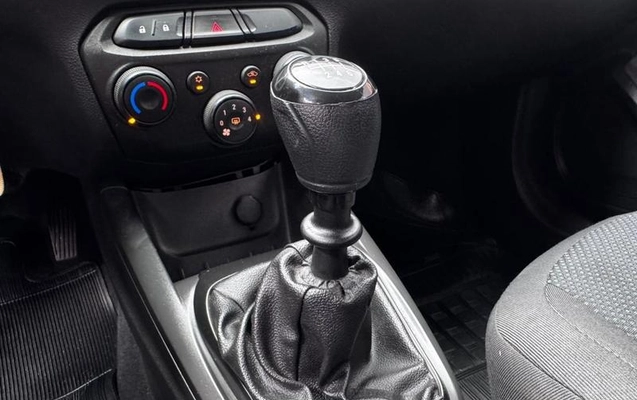 imagem-https://www.socarrao.com.br/sc-vehicle-images-prod/1015113/1786026784461-7929211_6_B_cda6aef67a.jpeg