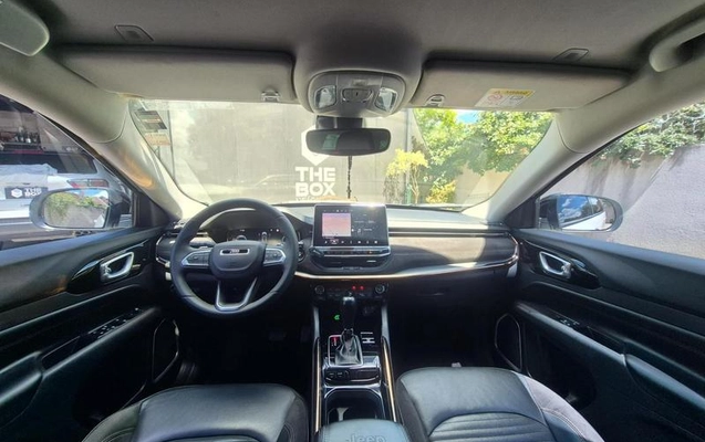 imagem-https://www.socarrao.com.br/sc-vehicle-images-prod/1015312/1787249695366-7887057_12_B_9af9827717.jpeg