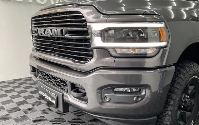 imagem-https://www.socarrao.com.br/sc-vehicle-images-prod/1015452/1785248232336-8006145_13_B_7e44d21c31.jpeg