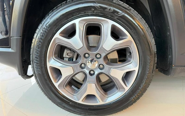 imagem-https://www.socarrao.com.br/sc-vehicle-images-prod/1015464/1786043926551-8006220_17_B_5d7f80acc5.jpeg