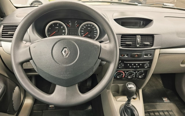 imagem-https://www.socarrao.com.br/sc-vehicle-images-prod/1015518/1777036162802-0JyD94uoU1LLXQYsRZuDCGQjCqh3mGhF.jpg