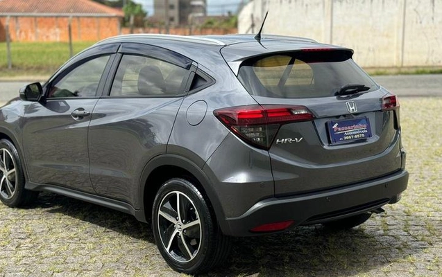 imagem-https://www.socarrao.com.br/sc-vehicle-images-prod/1015538/1788011713439-8006229_2_B_aba4c1437c.jpeg