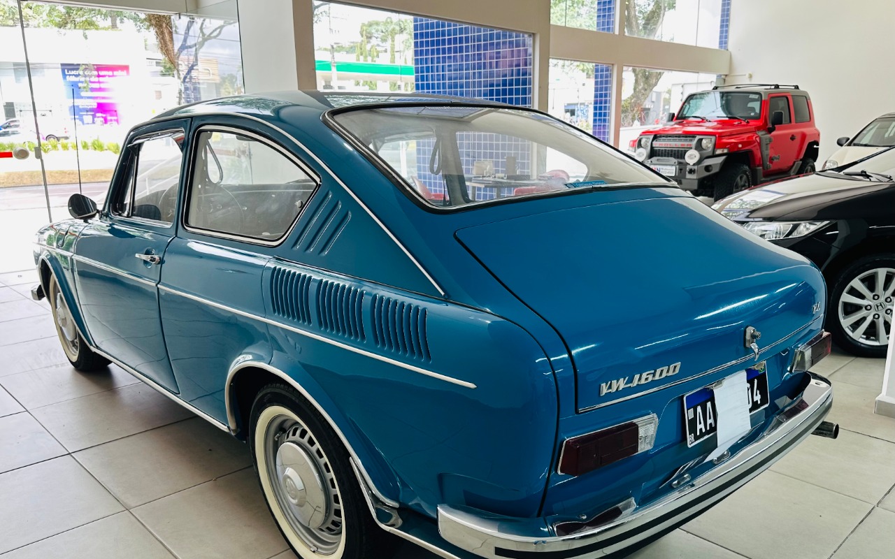 imagem-https://www.socarrao.com.br/sc-vehicle-images-prod/1015604/1781634951158-MTZiLmpwZw.jpg