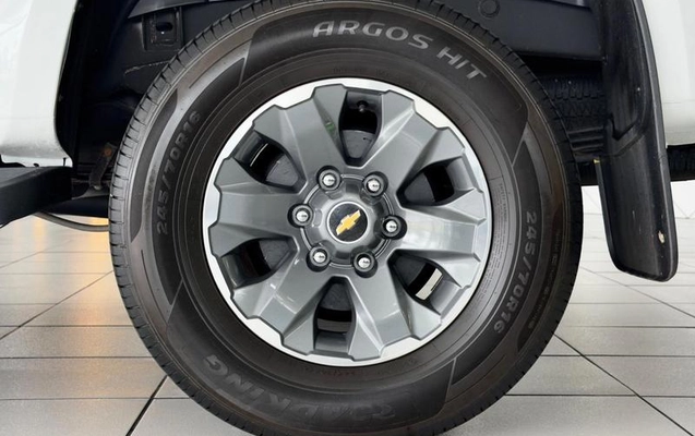 imagem-https://www.socarrao.com.br/sc-vehicle-images-prod/1015628/1788639411243-7977505_5_B_eb947545c0.jpeg