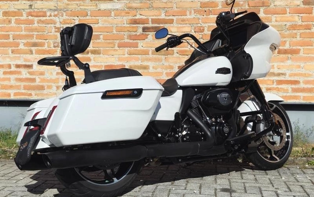 imagem-https://www.socarrao.com.br/sc-vehicle-images-prod/1015660/1789482044409-8006759_9_B_ad7ebe1e17.jpeg