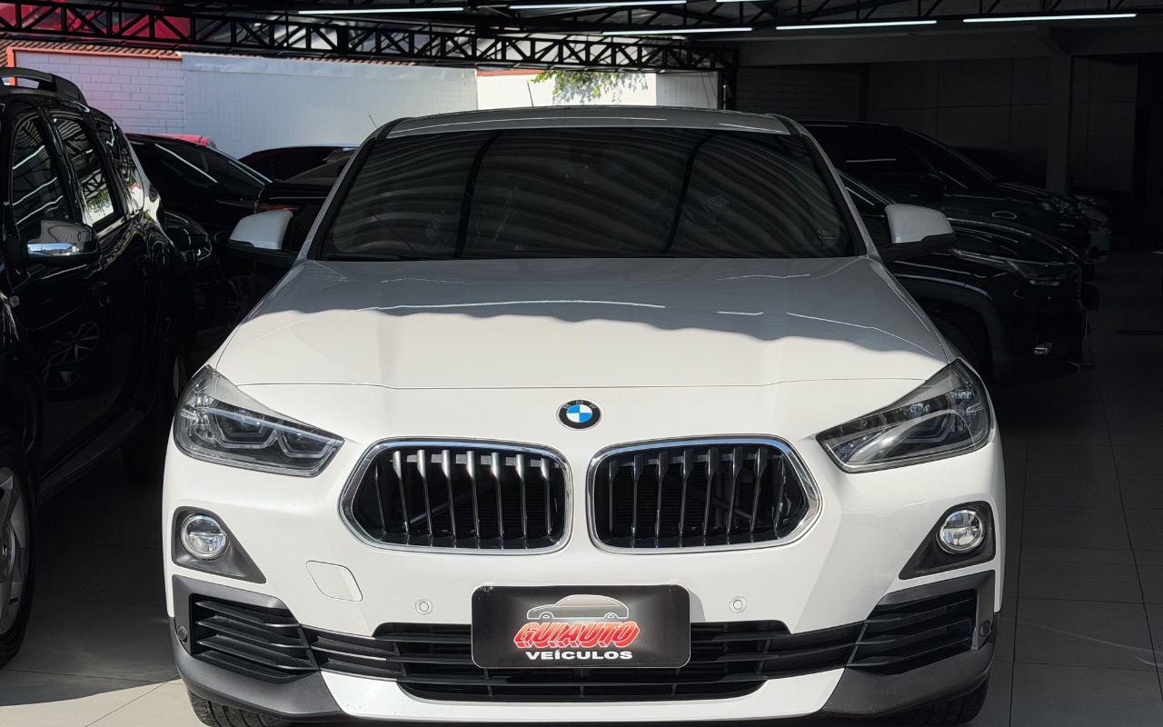 imagem-https://www.socarrao.com.br/sc-vehicle-images-prod/1015681/1776521156058-SU1HXzQ0NTIuanBlZw.jpeg