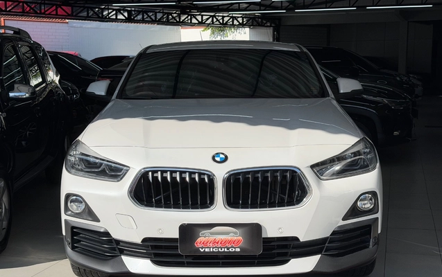 imagem-https://www.socarrao.com.br/sc-vehicle-images-prod/1015681/1776521156058-SU1HXzQ0NTIuanBlZw.jpeg