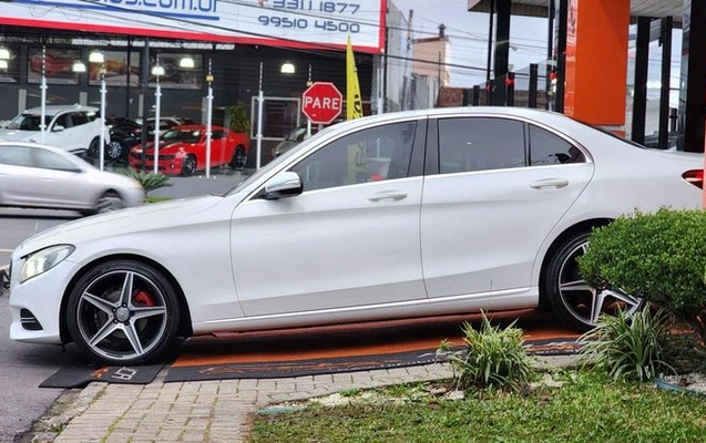 imagem-https://www.socarrao.com.br/sc-vehicle-images-prod/1015682/1788618508484-7128946_21_B_91b7efcb0f.jpeg