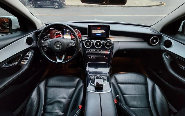 imagem-https://www.socarrao.com.br/sc-vehicle-images-prod/1015682/1788618508503-7128946_9_B_a18177de30.jpeg