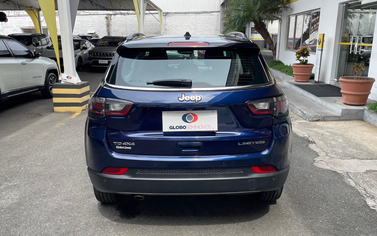 imagem-https://www.socarrao.com.br/sc-vehicle-images-prod/1015826/1776526066830-MDc0MGE1MjMtYjk1Ny00YTlkLTgzMWYtY2E1MzVjMTc1MTdkLmpwZWc.jpeg