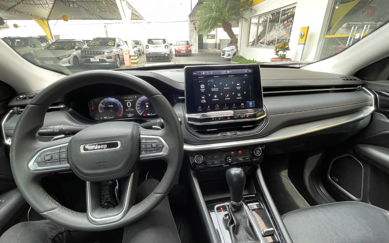 imagem-https://www.socarrao.com.br/sc-vehicle-images-prod/1015826/1776526067397-YzE0ZDIzNWYtNTE5OC00NzVmLWJkOGUtZmFiYTQxZTJiNjRiLmpwZWc.jpeg