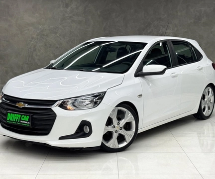 Chevrolet Onix 2024 Branco — foto 1 de 3