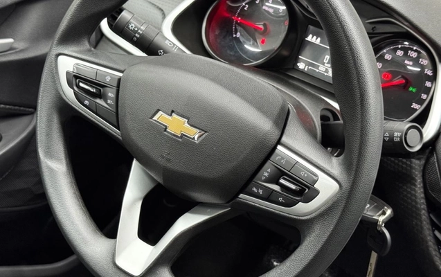 imagem-https://www.socarrao.com.br/sc-vehicle-images-prod/1015876/1776528511897-4_052240.jpg