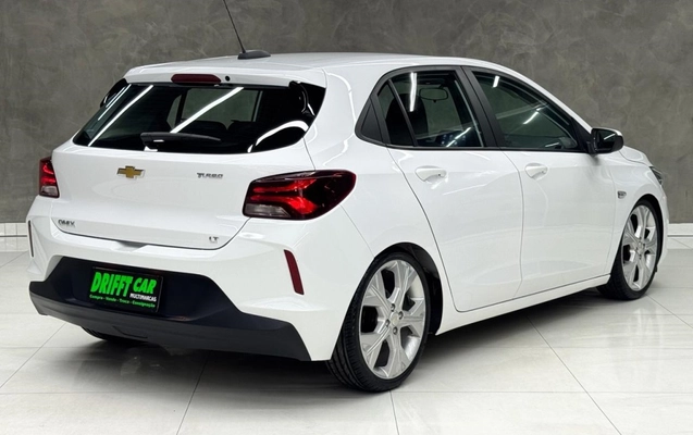 imagem-https://www.socarrao.com.br/sc-vehicle-images-prod/1015876/1776528511912-1_052239.jpg