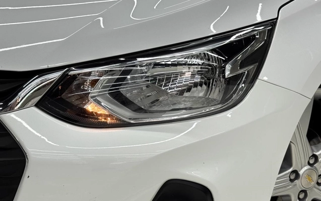 imagem-https://www.socarrao.com.br/sc-vehicle-images-prod/1015876/1776528511915-2_052240.jpg