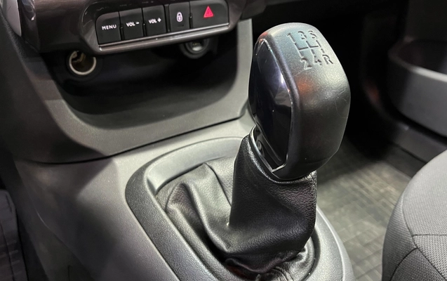 imagem-https://www.socarrao.com.br/sc-vehicle-images-prod/1015880/1776528640000-3_031927.jpg