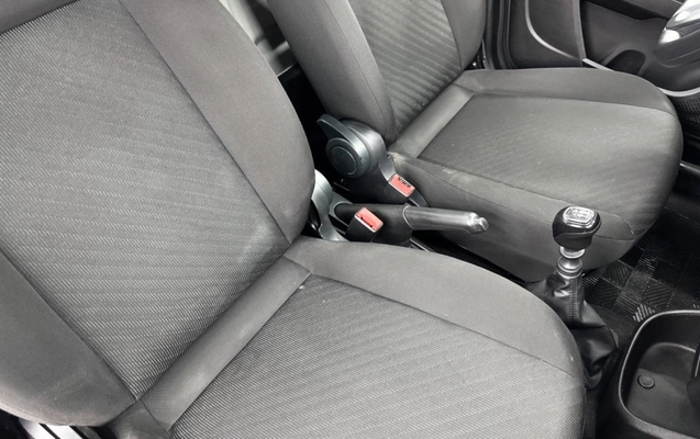 imagem-https://www.socarrao.com.br/sc-vehicle-images-prod/1015920/1776529922877-15_033428.jpg