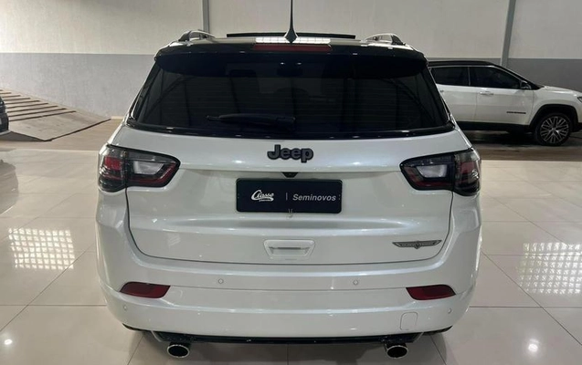 imagem-https://www.socarrao.com.br/sc-vehicle-images-prod/1015942/1786467327898-7952442_1_B_bd5f586e2e.jpeg