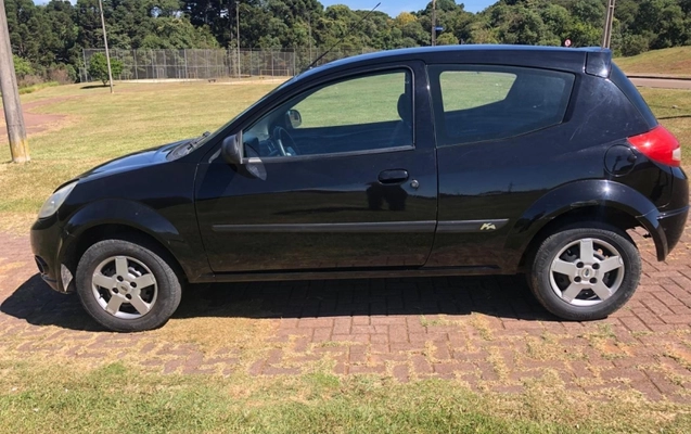 imagem-https://www.socarrao.com.br/sc-vehicle-images-prod/1015947/1777055797864-j2abIyBlRUgN2bHHy2vlrLgWgiCu17IX.jpg