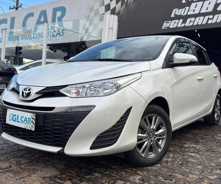Toyota Yaris 2021 Branco — foto 1 de 3