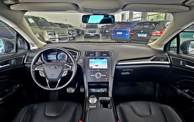 imagem-https://www.socarrao.com.br/sc-vehicle-images-prod/1016047/1789239246783-1dOKV1lsDyU2rzRLYczjb975bsp0Rxji.jpg