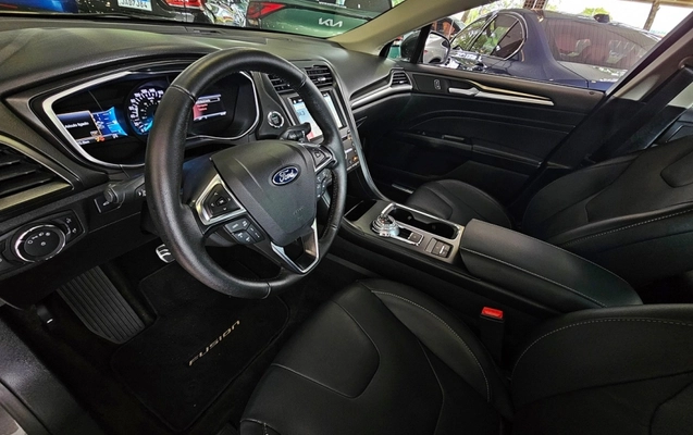 imagem-https://www.socarrao.com.br/sc-vehicle-images-prod/1016047/1789239246788-4MwVn7P7Byb8oEG7Q9sg4R36nuuSxPY3.jpg